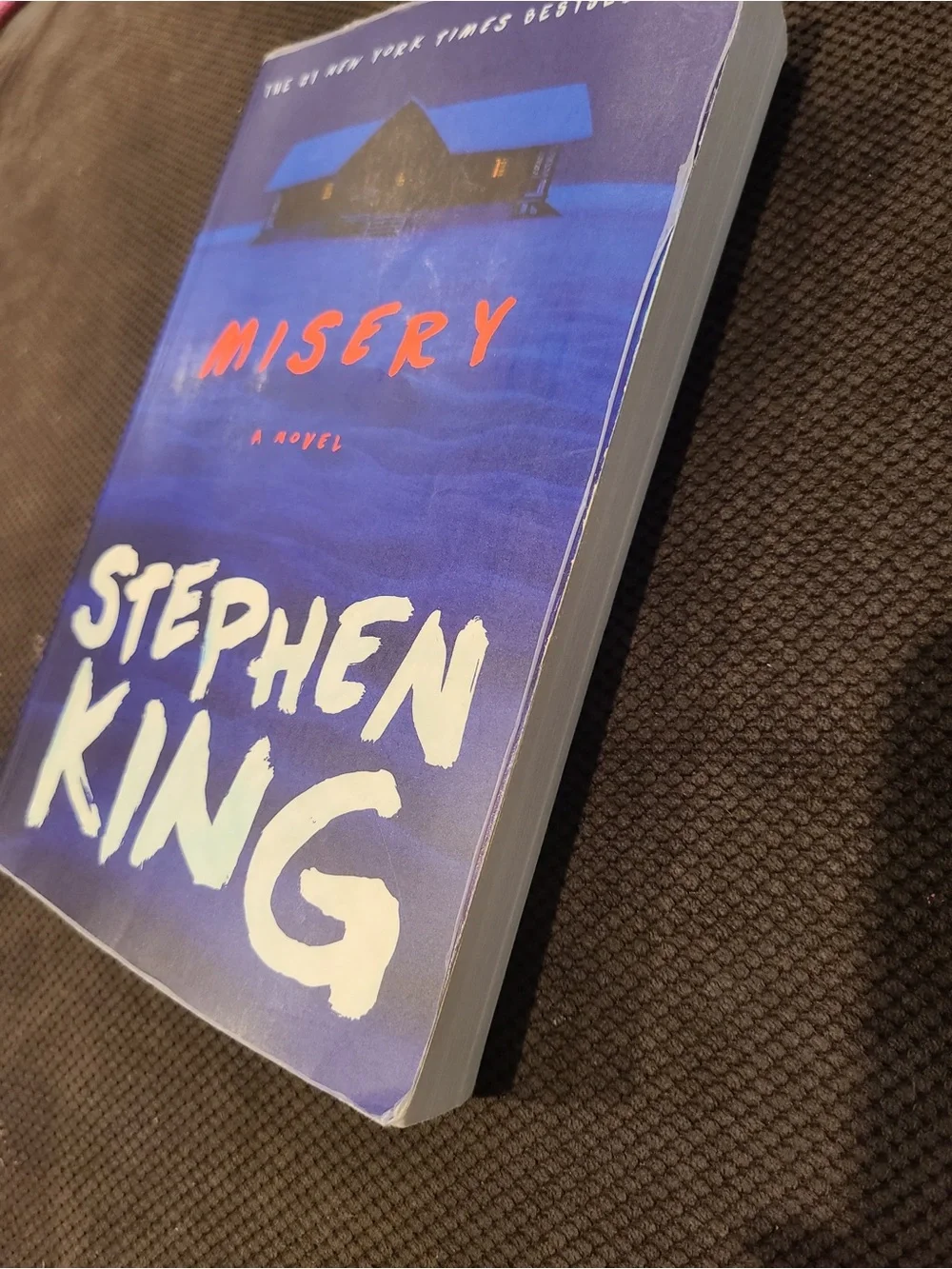 Misery by Stephen King Book